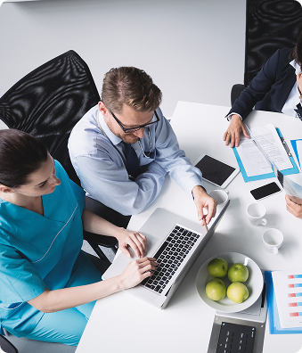 Profesionales trabajando